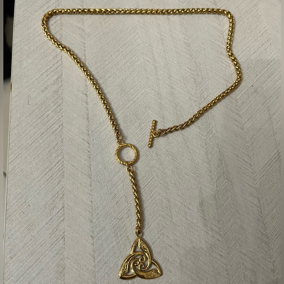 Celtic knot triangle trisquel y shape lariat toggle clasp chain necklace - Picture 5 of 10